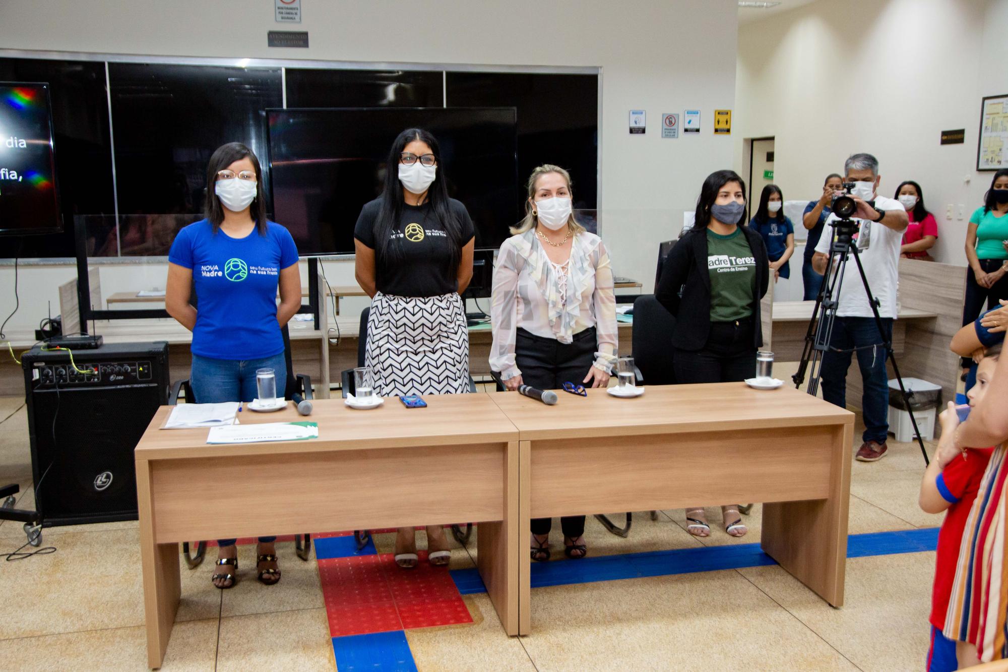 Grupo Madre Tereza realiza diplomação do projeto ‘Eleitor do Futuro’