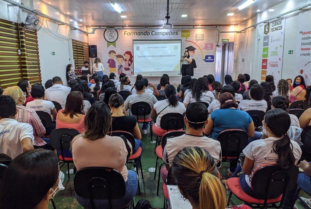 Grupo Madre Tereza realiza Semana de Enfermagem 2022.1