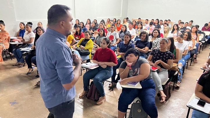 Grupo Madre Tereza realiza aula inaugural em Oiapoque 