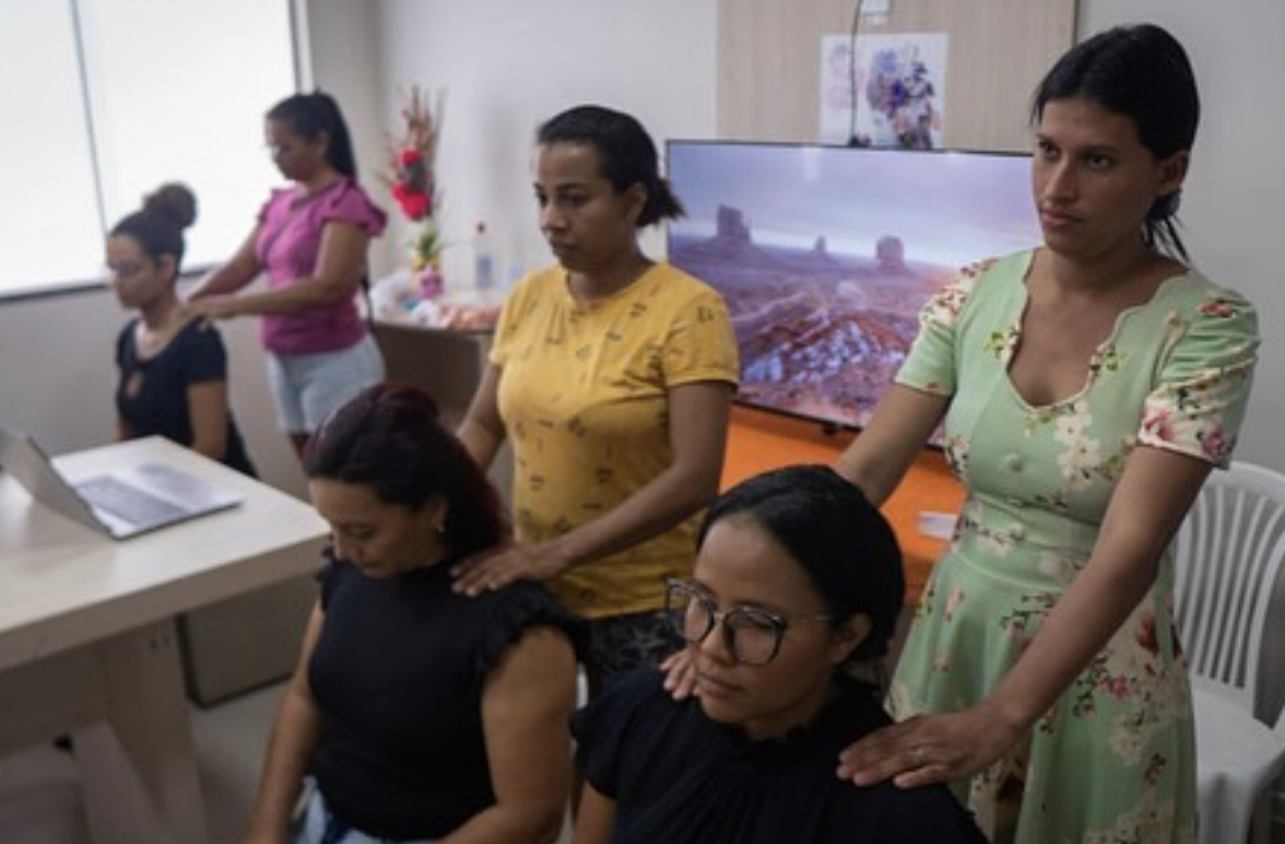 Empoderamento Feminino em Ação: Capacitação em Massagem no Bairro Marabaixo