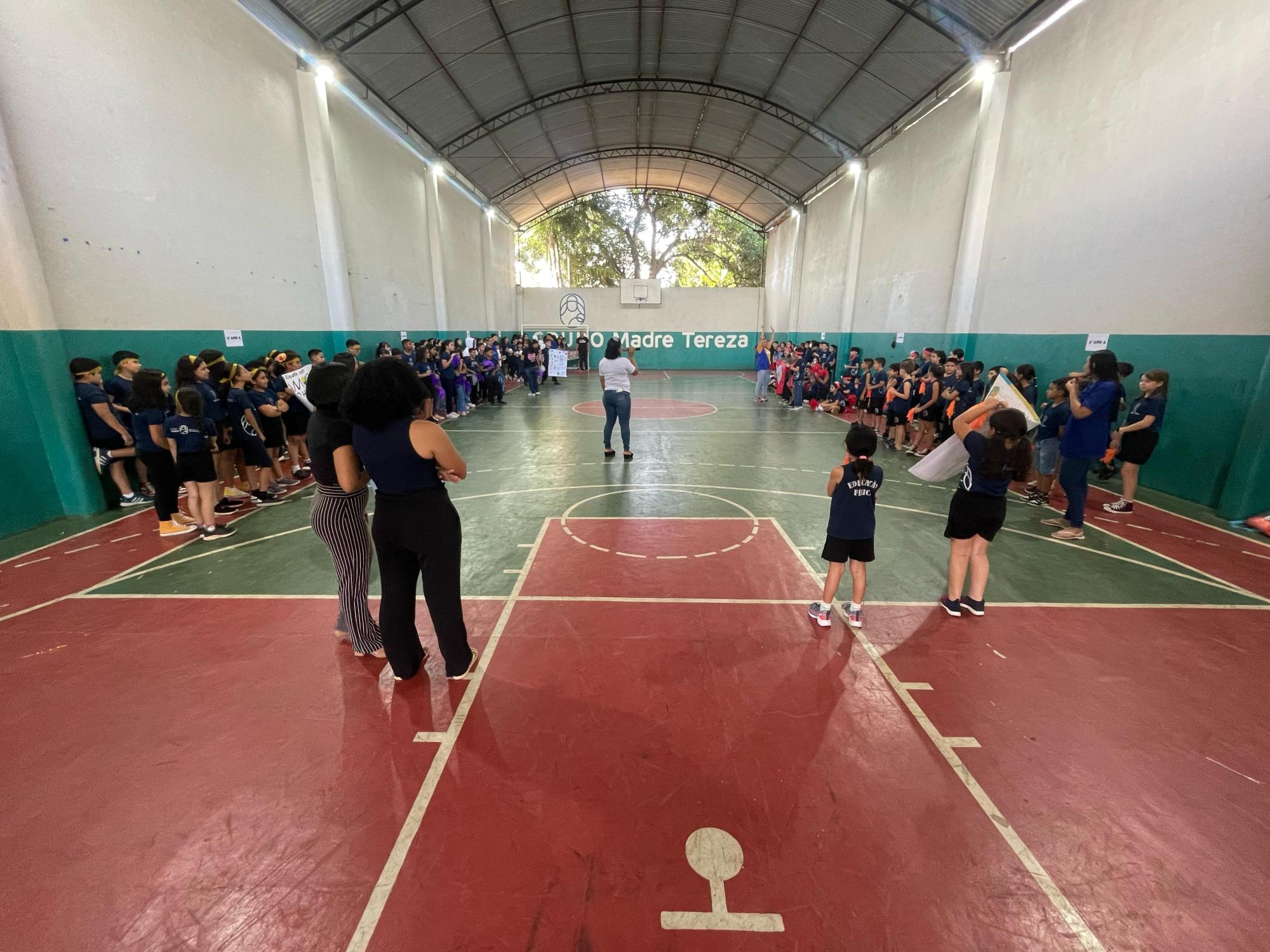 Centro de Ensino Madre Tereza promove conscientização e inclusão no Dia Mundial do Autismo