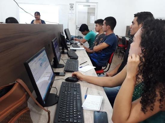 Acadêmicos do curso de Administração da Faculdade Madre Tereza iniciam etapa de capacitação do NAF.