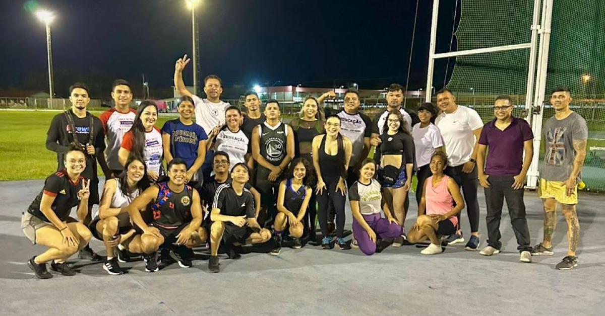 Alunos de Educação Física do Grupo Madre Tereza Vivenciam Prática Esportiva na Pista de Atletismo da UNIFAP Alunos de Educação Física do Grupo Madre Tereza Vivenciam Prática Esportiva na Pista de Atletismo da UNIFAP