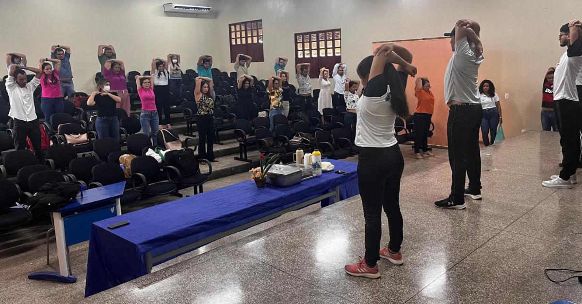 Alunos de Educação Física promovem dinâmica laboral em parceria com escola local Alunos de Educação Física promovem dinâmica laboral em parceria com escola local