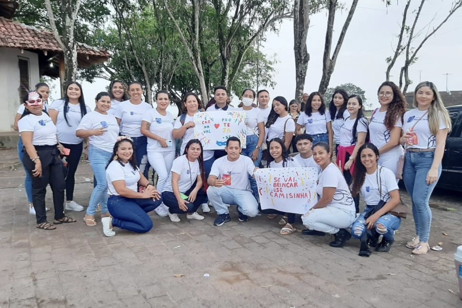 Alunos dos Cursos Técnicos da Escola Madre Tereza Promovem Conscientização Responsável no Carnaval de Macapá