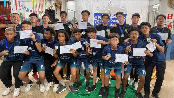 Brilho e Conquista: Centro de Ensino Madre Tereza Celebra Bicampeonato nos Jogos Escolares Brasileiros 2024