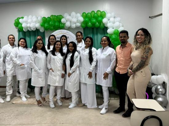 Escola Madre Tereza Macapá - Polo Zona Norte, Realiza Cerimônia do Jaleco