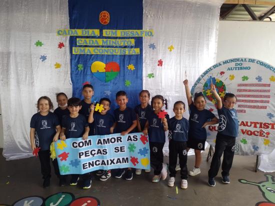 Dia Mundial do Autismo: Centro de Ensino Madre Tereza Celebra a Diversidade com Carinho e Inclusão