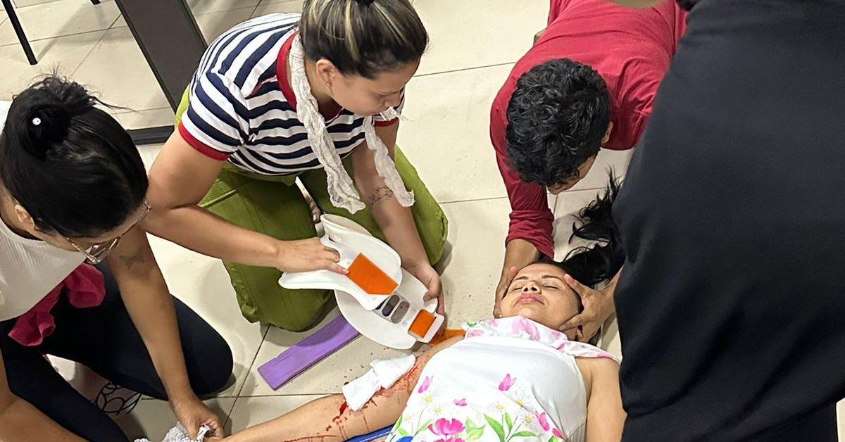 Escola Madre Tereza Santana Capacita Alunos em Minicurso de Primeiros Socorros