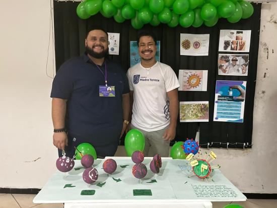 Feira Biológica na Escola Madre Tereza: Desvendando o Micro Mundo