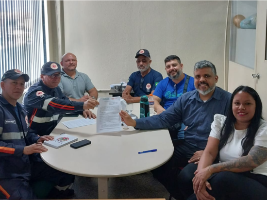 Grupo Madre Tereza e SAMU-AP firmam parceria para aprimorar treinamentos de primeiros socorros