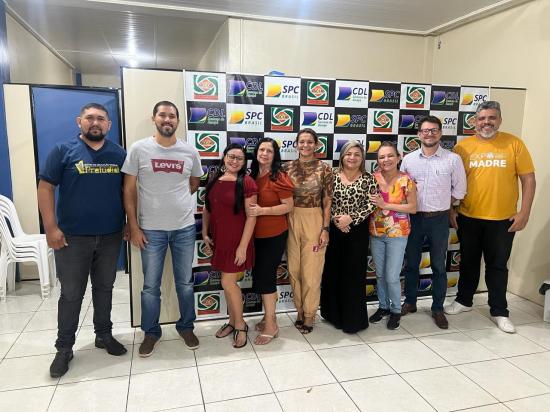 Grupo Madre Tereza Engaja-se em Diálogo Estratégico na CDL Santana do Amapá: Enfoque no Plano Diretor e no COMDES