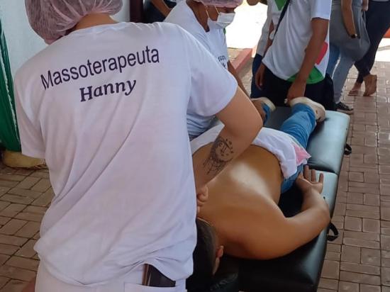 Grupo Madre Tereza oferece serviços de massoterapia aos alunos e funcionários do Instituto Federal do Amapá-IFAP