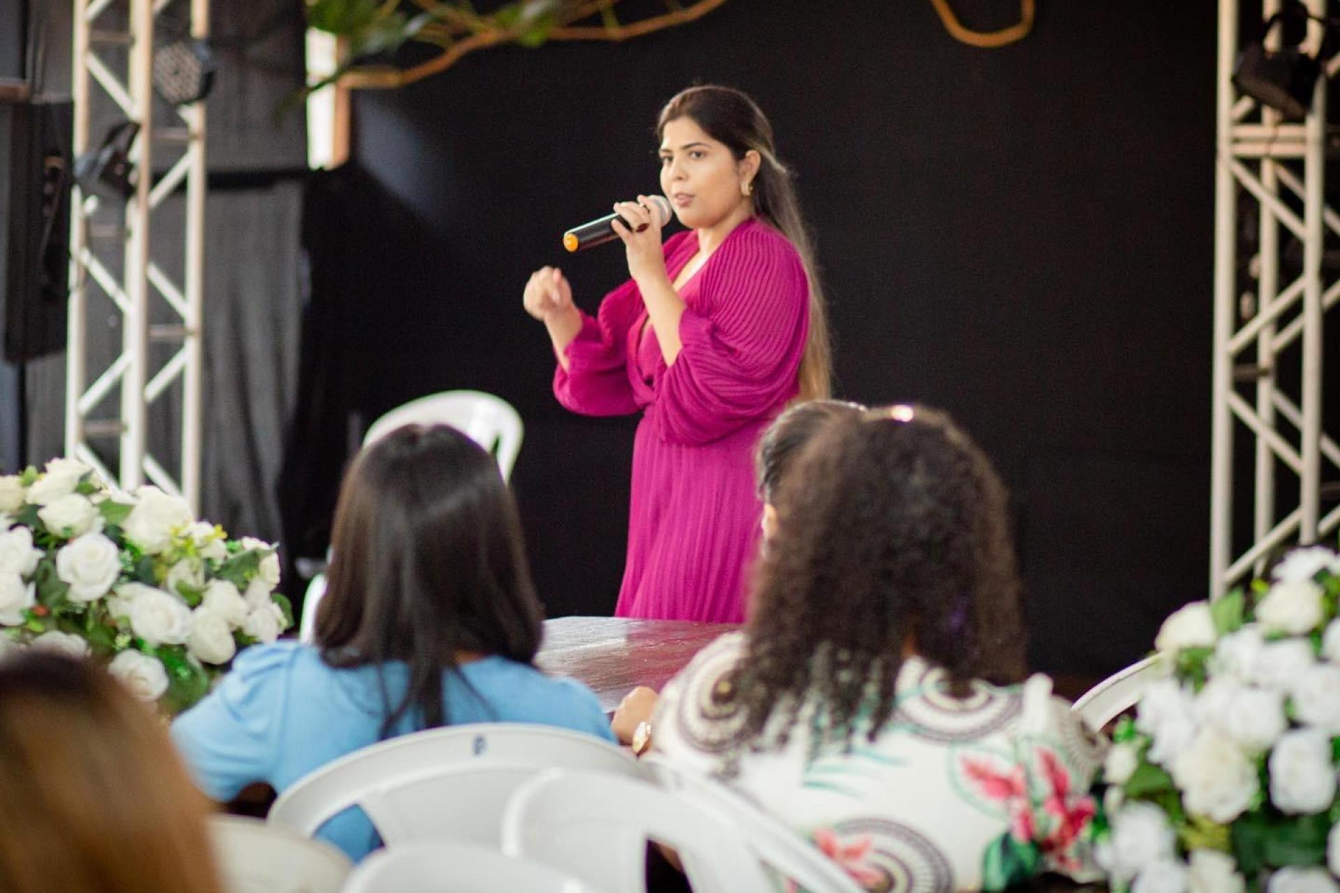 Grupo Madre Tereza participa de Chá das Mulheres