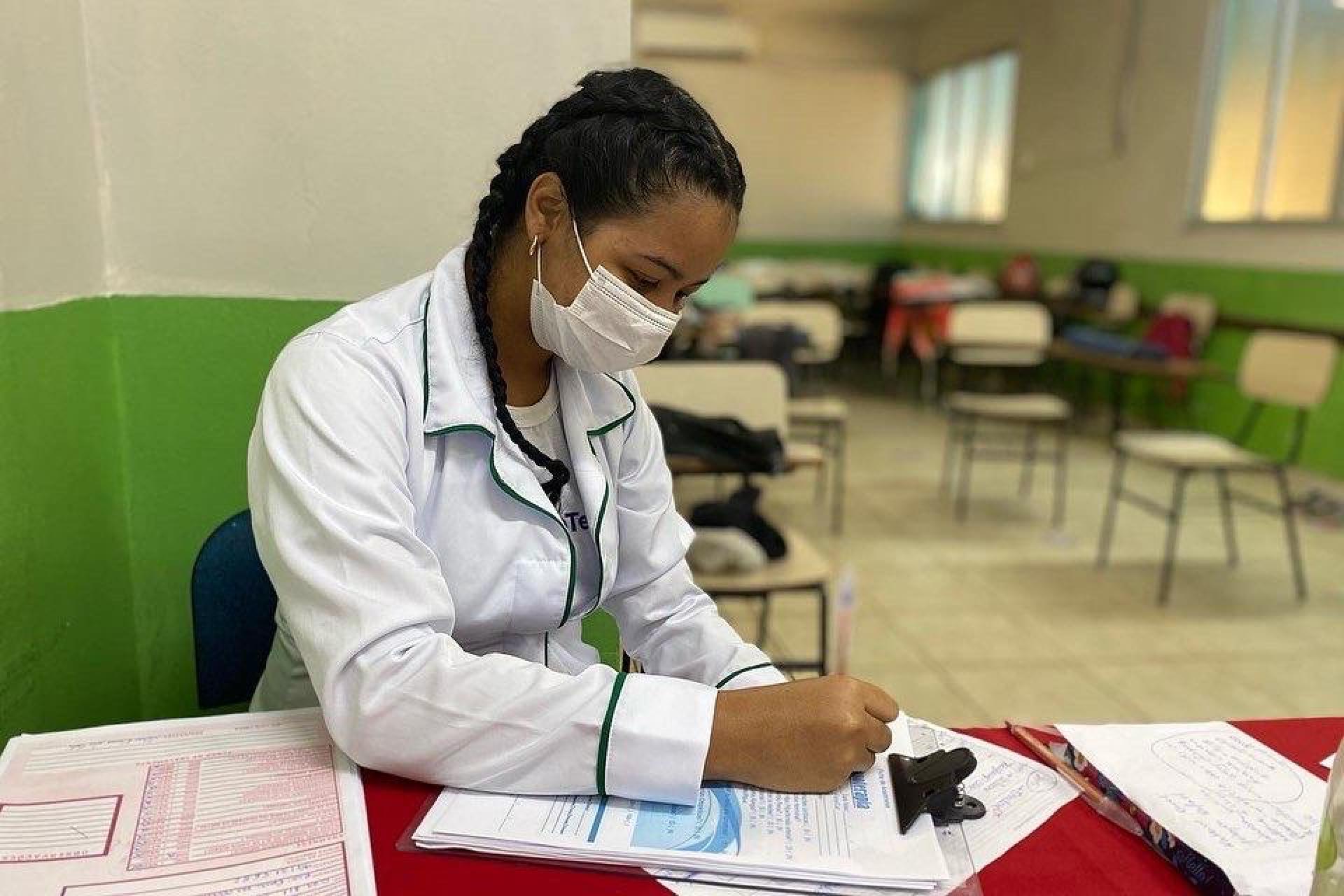 Grupo Madre Tereza realiza ação de massoterapia em Macapá 