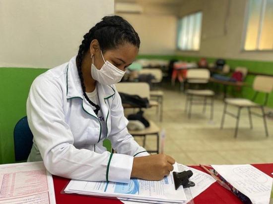 Grupo Madre Tereza realiza ação de massoterapia em Macapá 