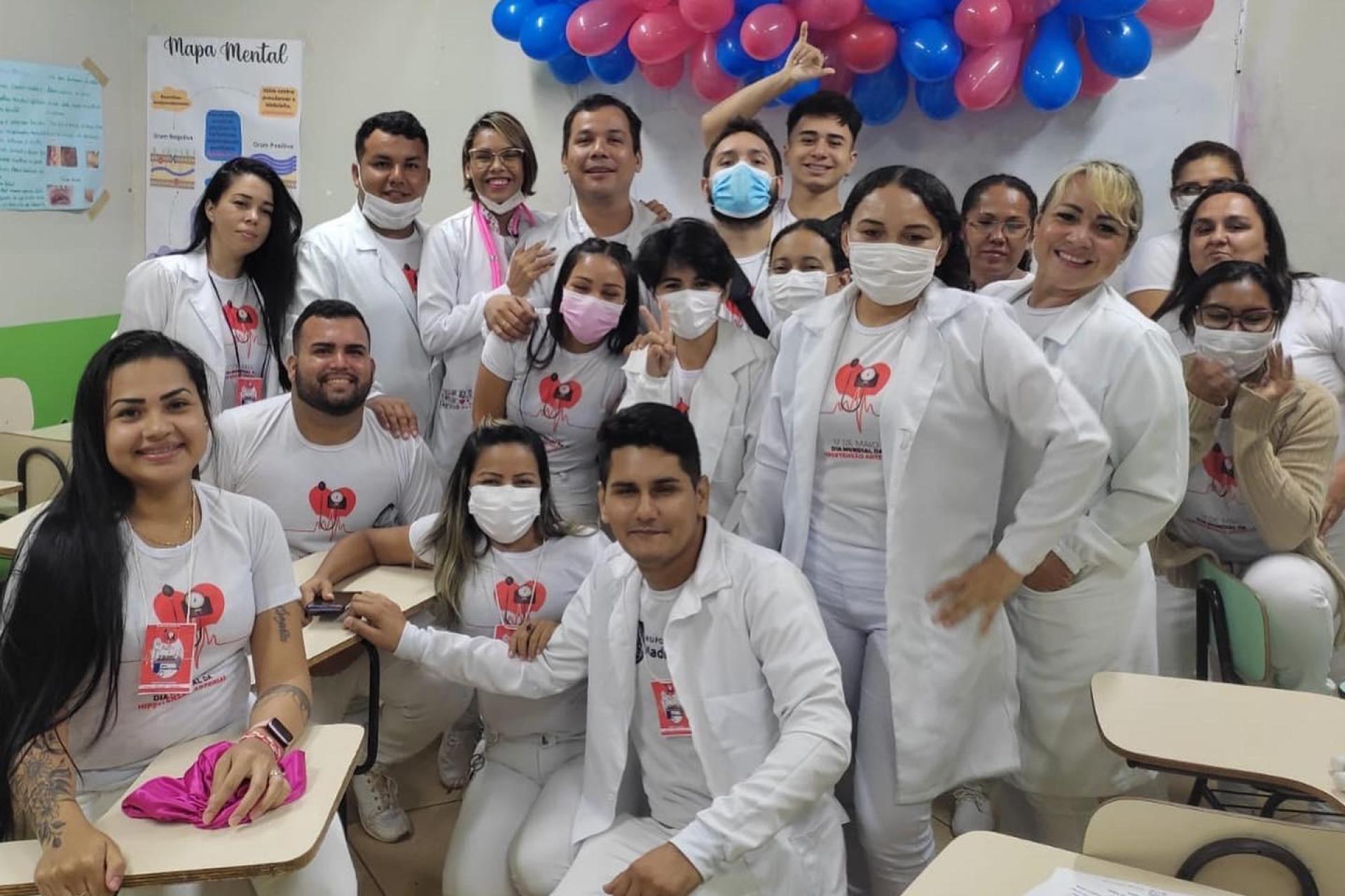 Grupo Madre Tereza realiza ação no dia mundial da hipertensão 