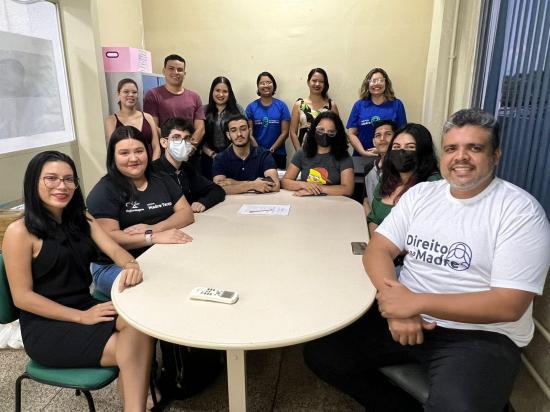 Grupo Madre Tereza realiza cerimônia de assinatura do termo de iniciação científica 