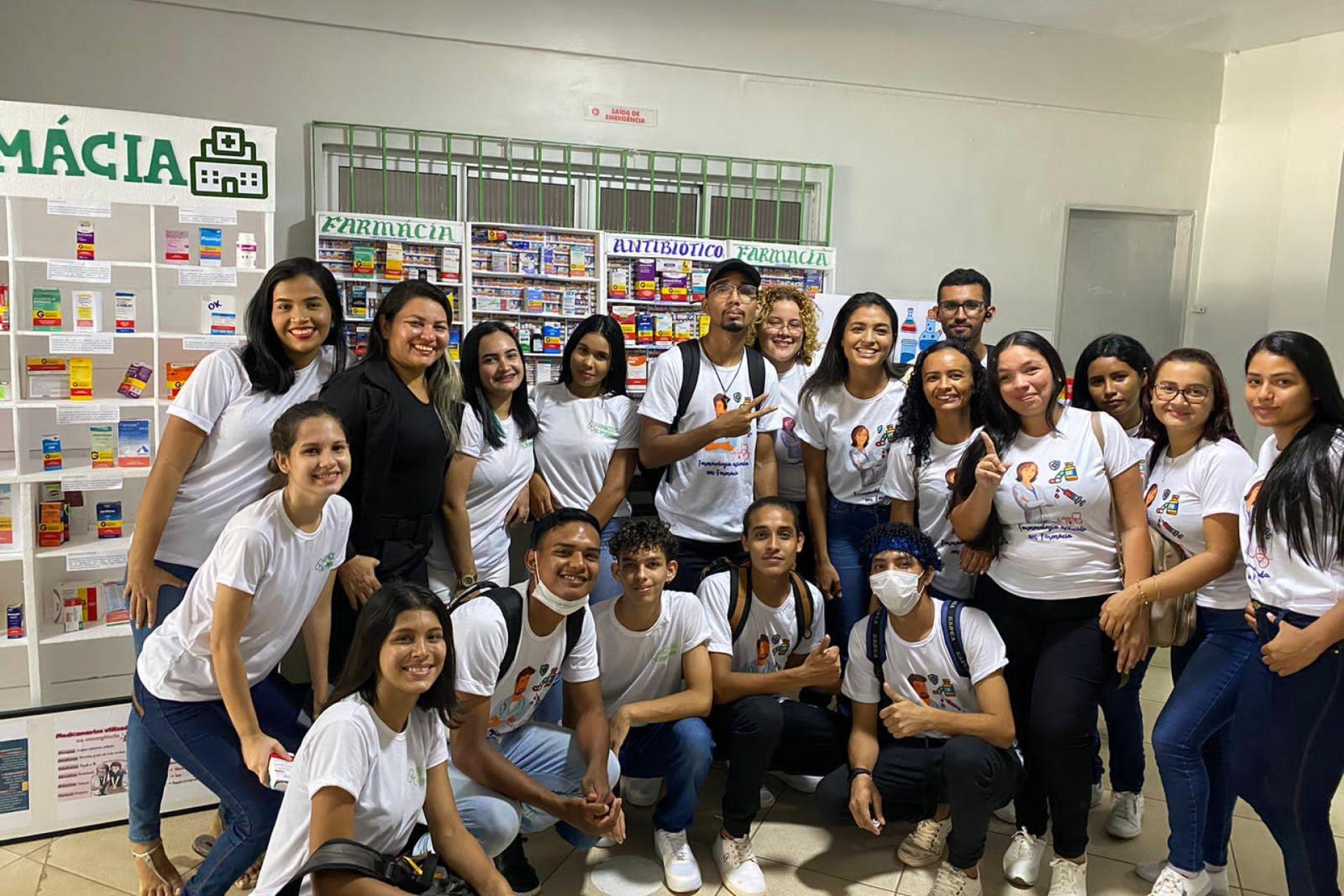 Grupo Madre Tereza realiza exposição de farmacologia