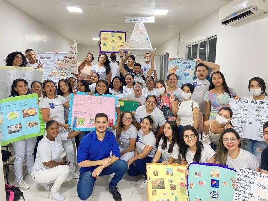 Grupo Madre Tereza realiza exposições  sobre alimentação saudável 