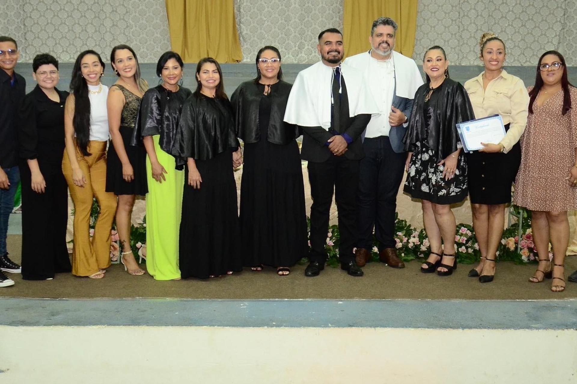 Grupo Madre Tereza realiza  formatura nos municípios Pedra Branca, Ferreira Gomes e Porto Grande