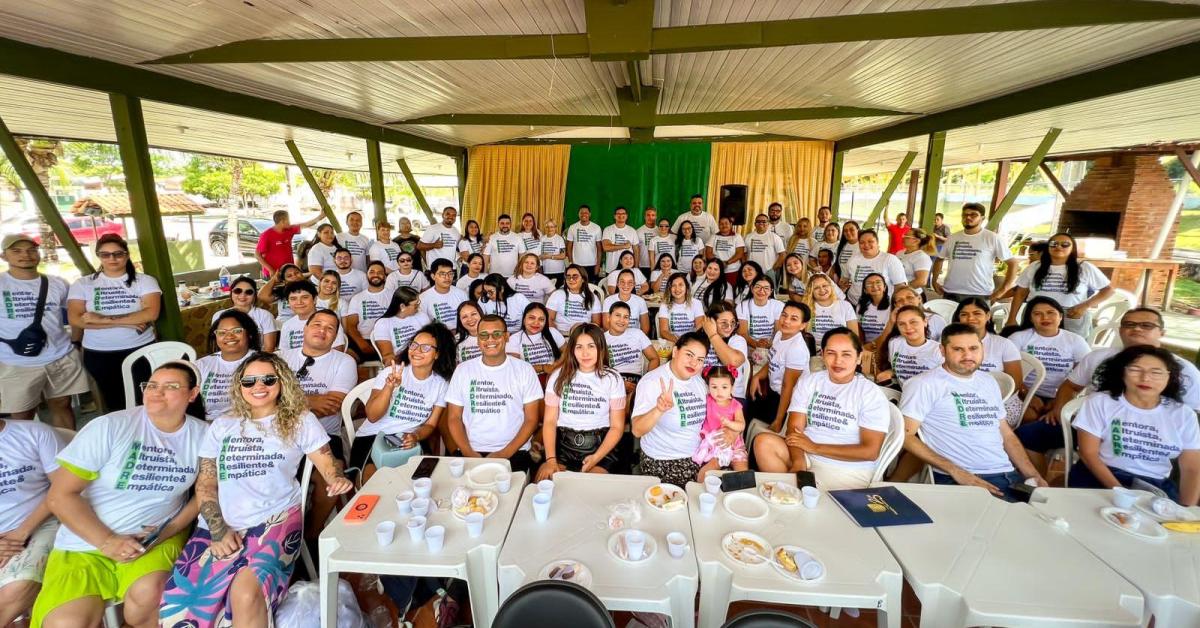 Grupo Madre Tereza realiza programação especial em alusão ao dia do professor Grupo Madre Tereza realiza programação especial em alusão ao dia do professor
