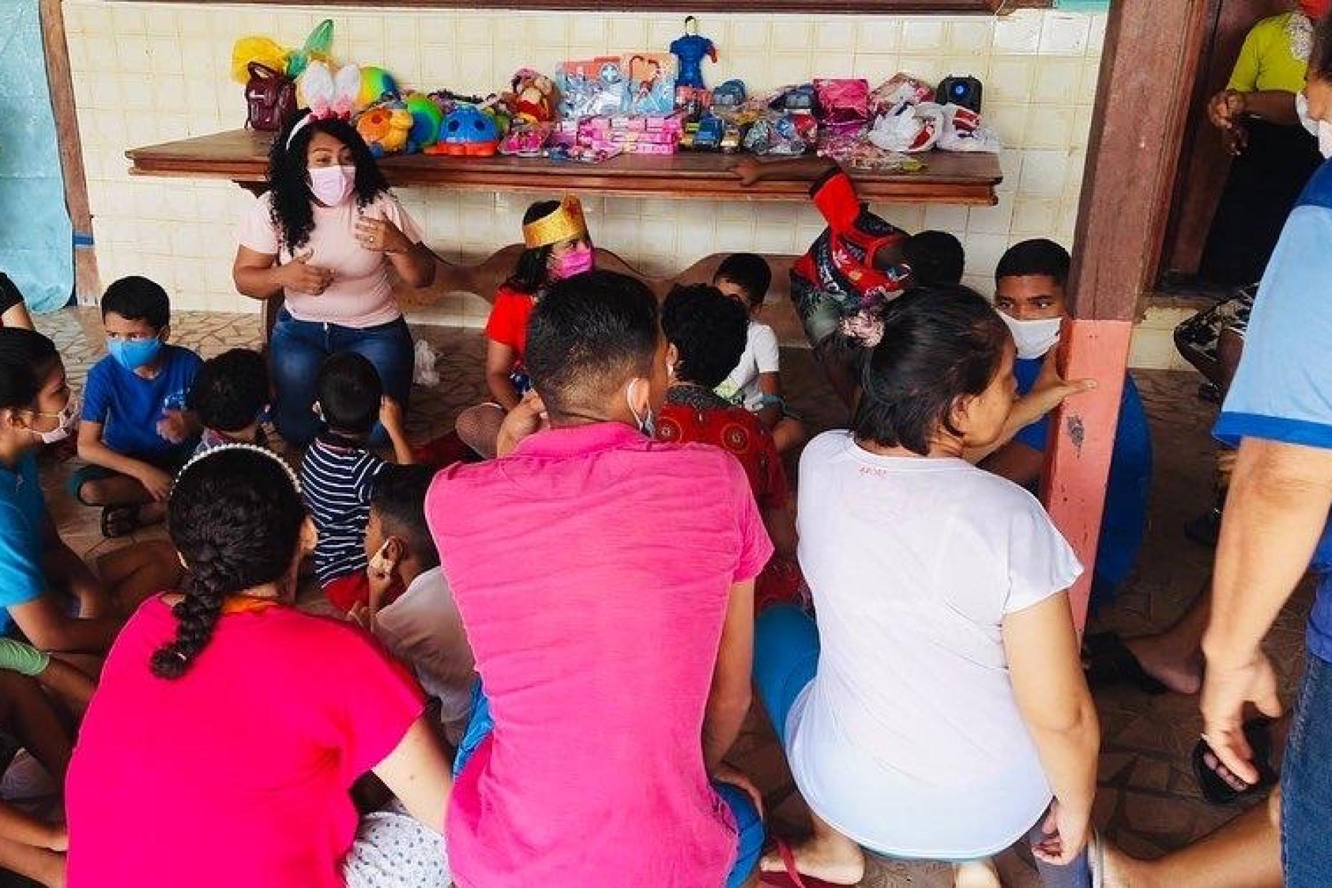 Grupo Madre Tereza realiza programação lúdica na Casa da Hospitalidade 