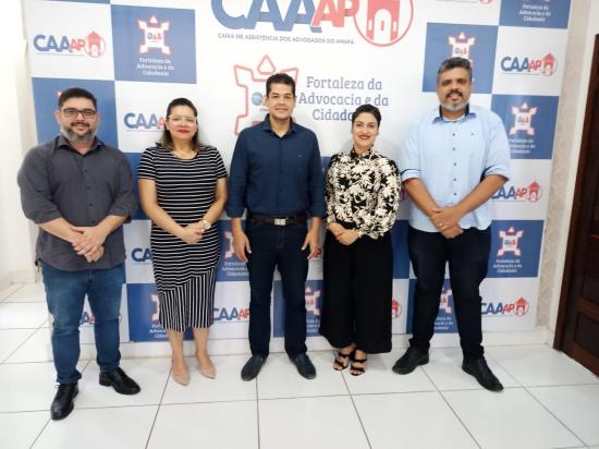 Grupo Madre Tereza realiza visita ao Presidente da OAB-AP