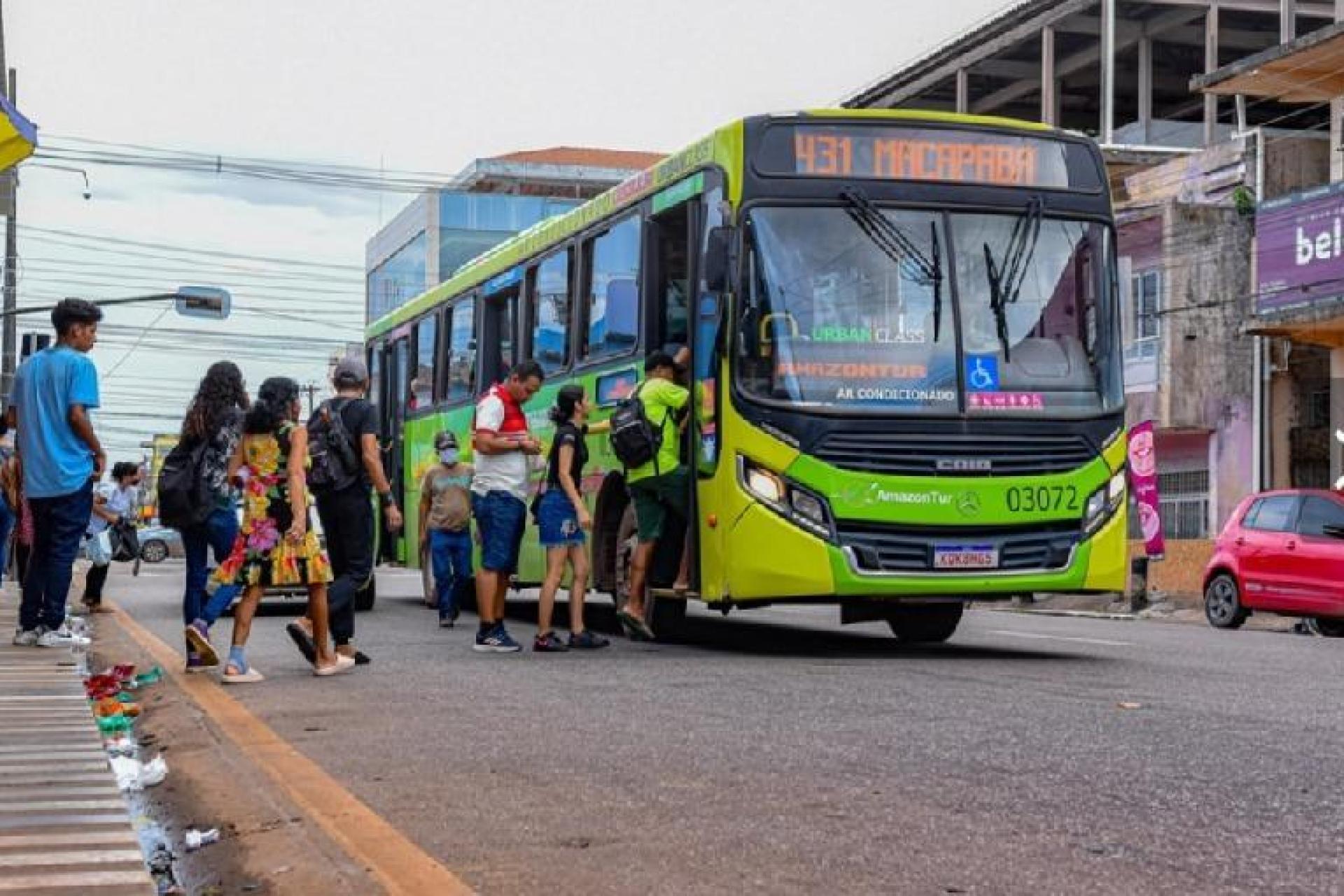 Iniciativa de Estudantes Promove Saúde no Transporte Público
