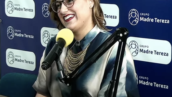 MadreCast Episódio 9: Hevenyze Andrade e o Empoderamento Feminino