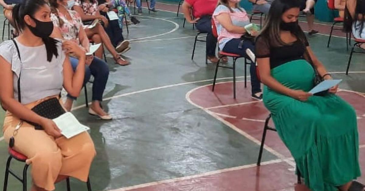 O Centro de Ensino Madre Tereza realiza  Reunião de pais