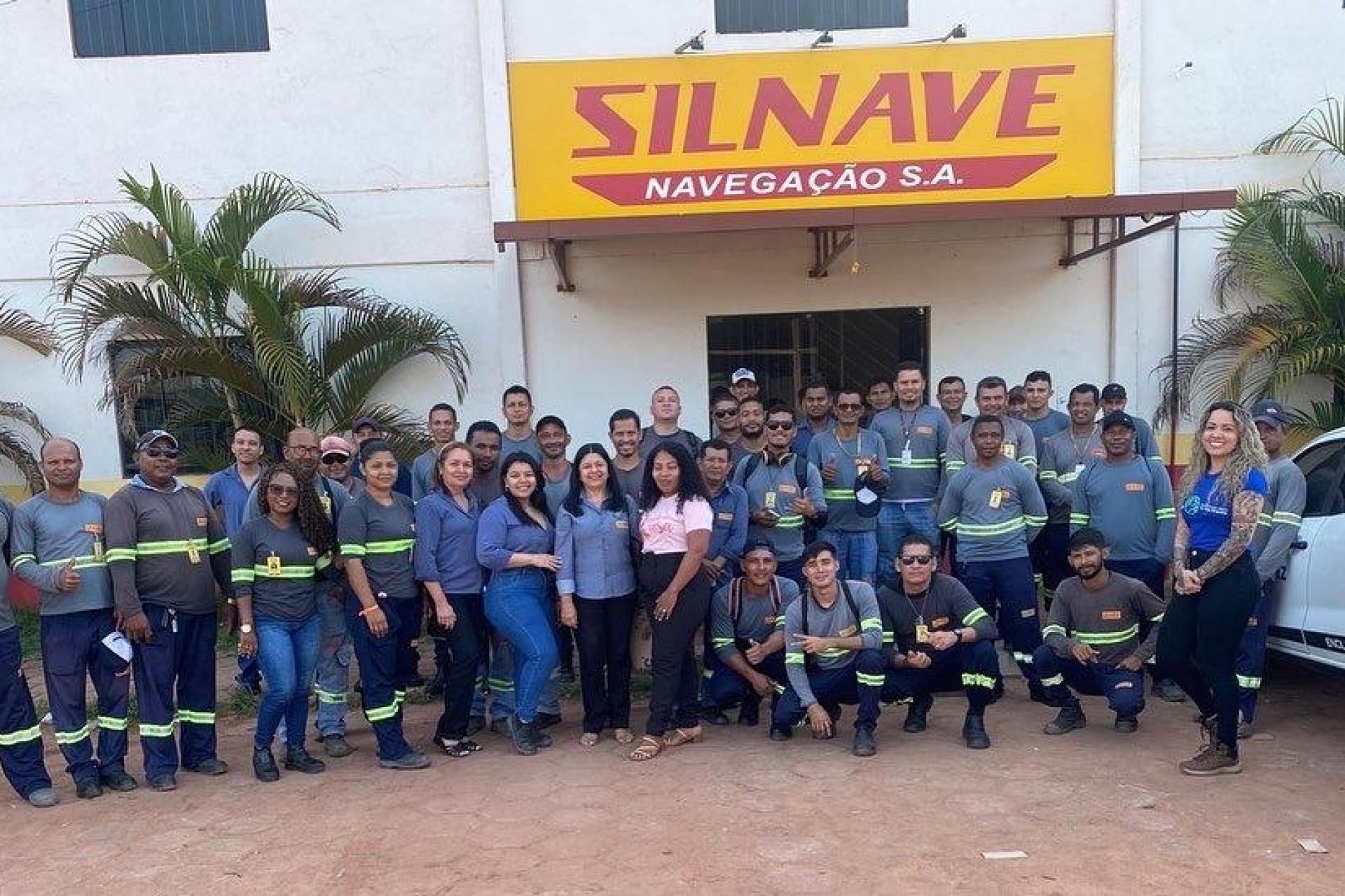 O Grupo Madre Tereza realiza Palestras sobre Outubro Rosa e a prevenção ao  câncer de mama na Empresa Silnave Navegações