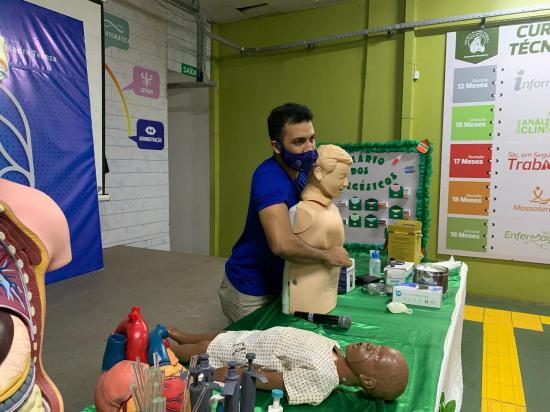 O Grupo Madre Tereza realiza Workshop para alunos do Curso Técnico em Enfermagem.